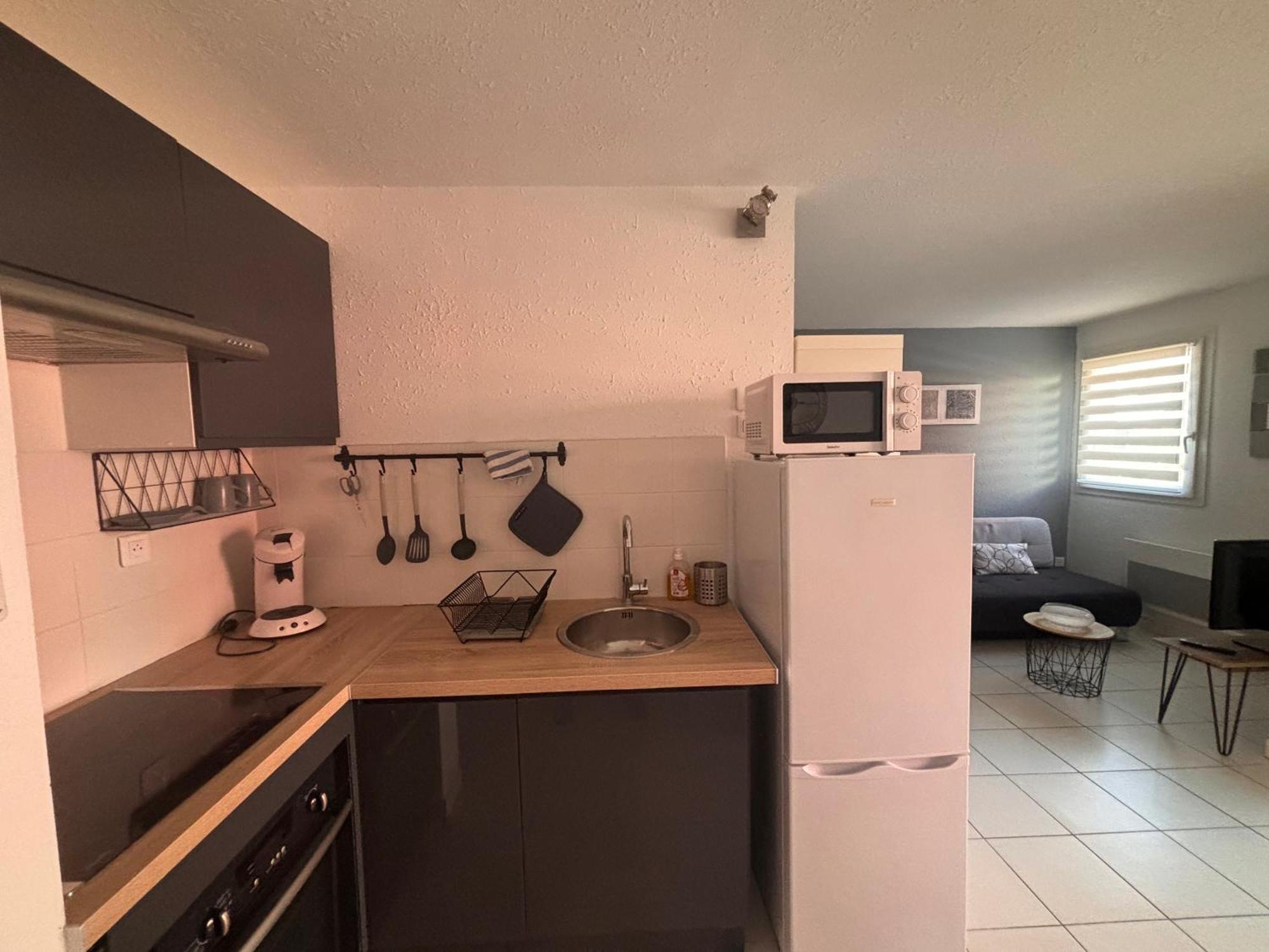 Classe 3 Etoiles Charmant Appartement Cosy Sur Sete Proche De Toutes Commodites, Parking Prive Luaran gambar